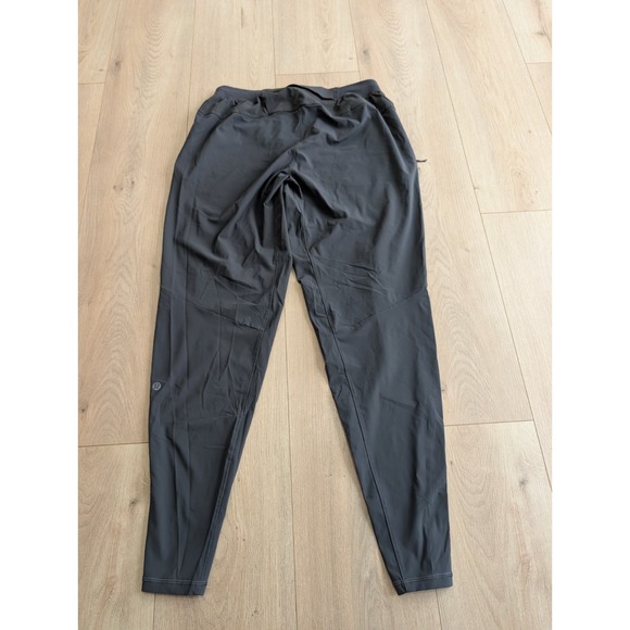 Lululemon Surge Hybrid Graphite Grey Pant Sz Medium Run EUC 29" Inseam - Picture 7 of 13